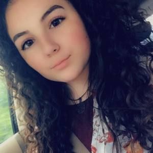 Meet your Posher, Marissa